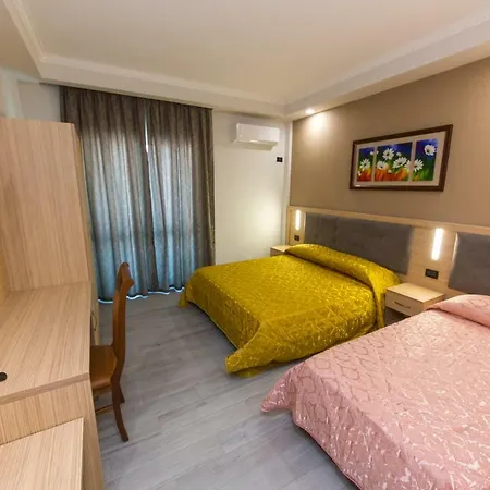 Western Star 4* Durrës