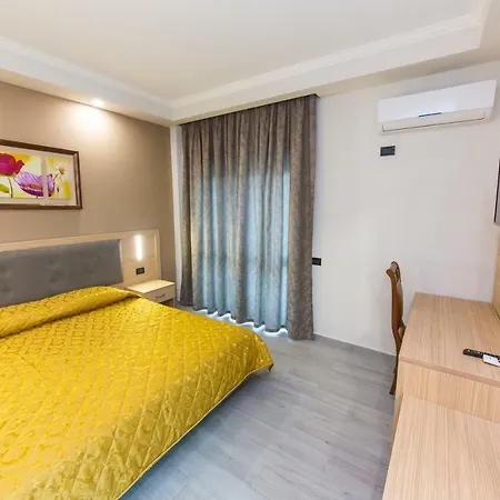 Western Star Hotell 4*