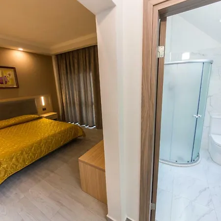 Western Star Hotel 4*